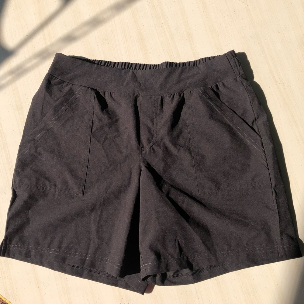 Small Avalanche Shorts